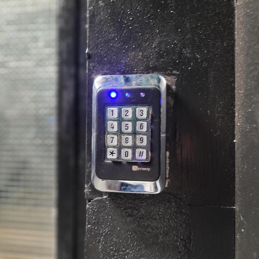 Anastasia Balcescu Apart 4 Self Check In Code From 2Pm Kitchen And Bedroom بوخارست المظهر الخارجي الصورة