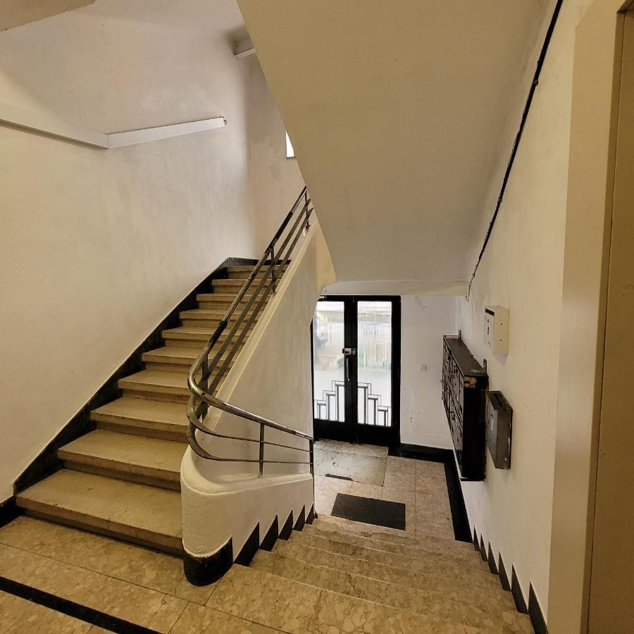Anastasia Balcescu Apart 4 Self Check In Code From 2Pm Kitchen And Bedroom بوخارست المظهر الخارجي الصورة
